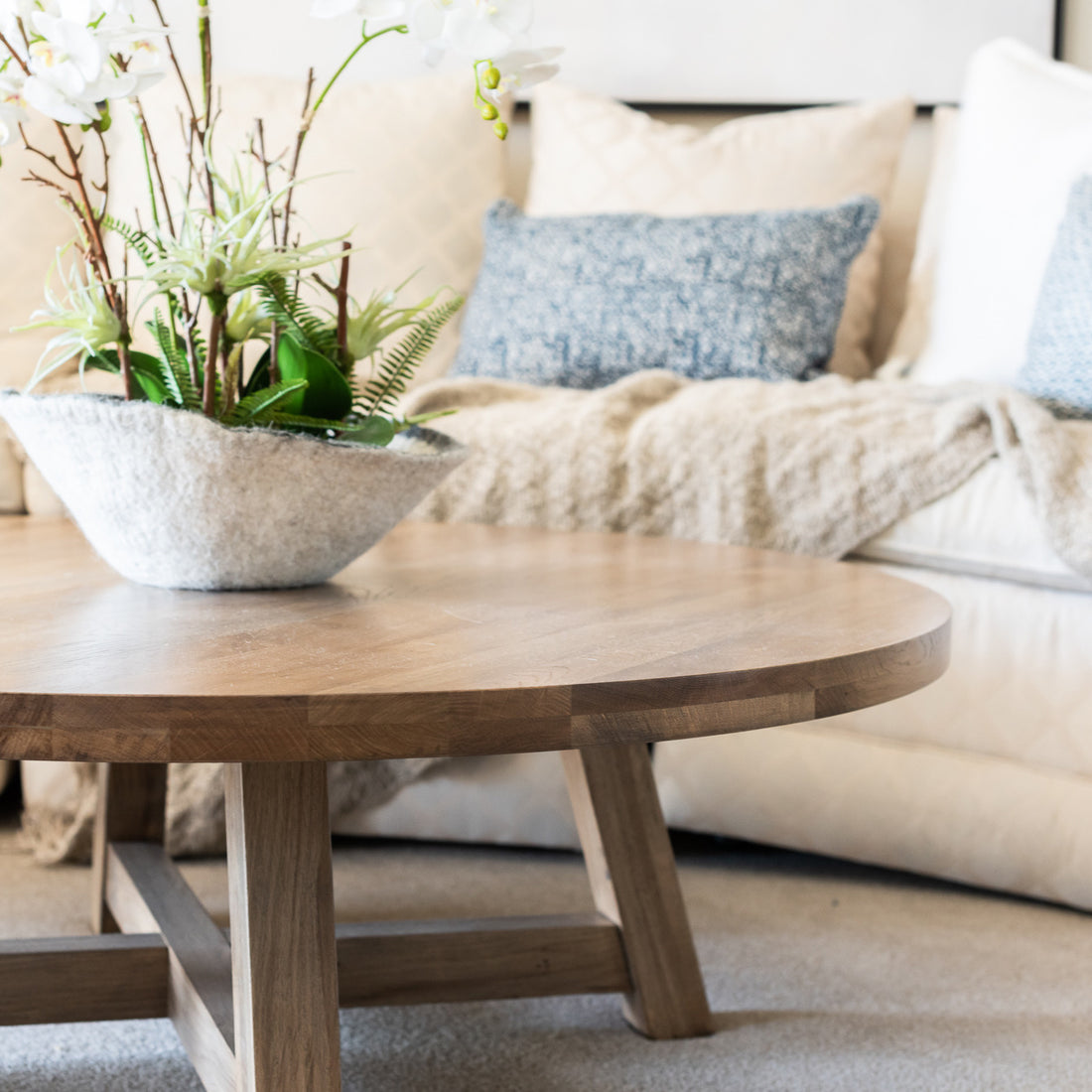 Bay Coffee Table - D1000mm