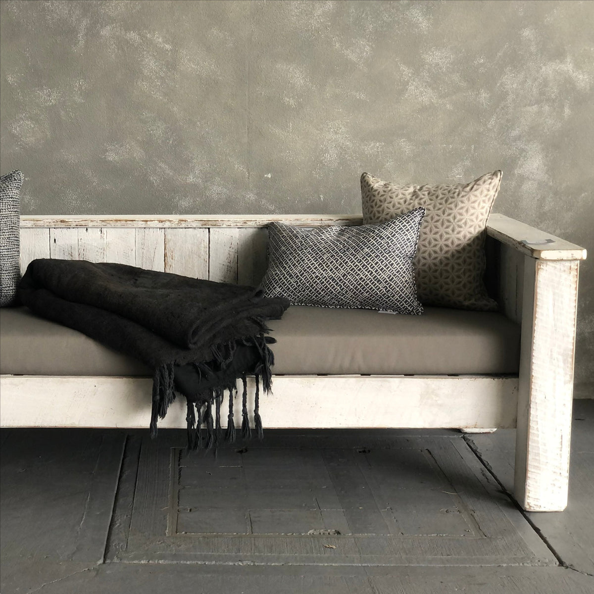 Modern Outdoor Daybed