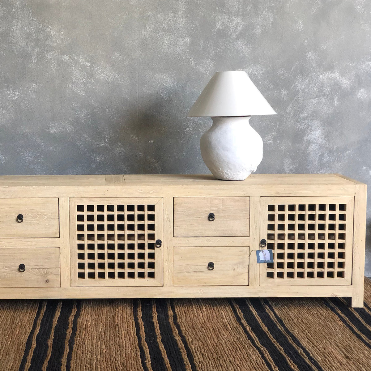 Elm Media Unit L2500mm - Lattice Doors