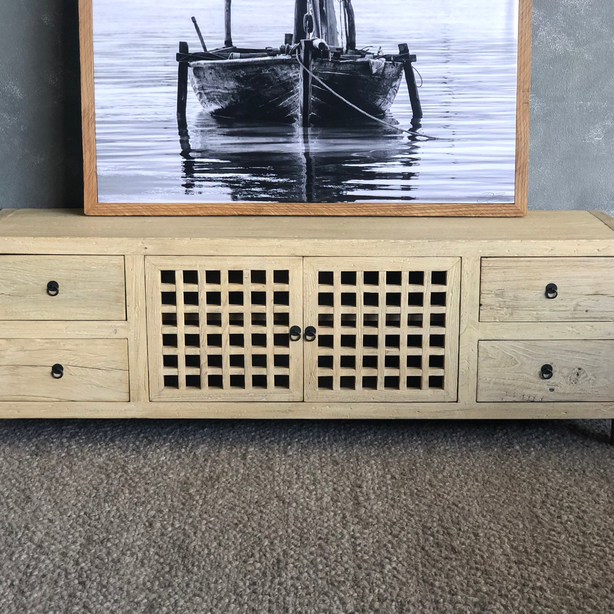 Elm Media Unit L1800mm - Lattice Doors