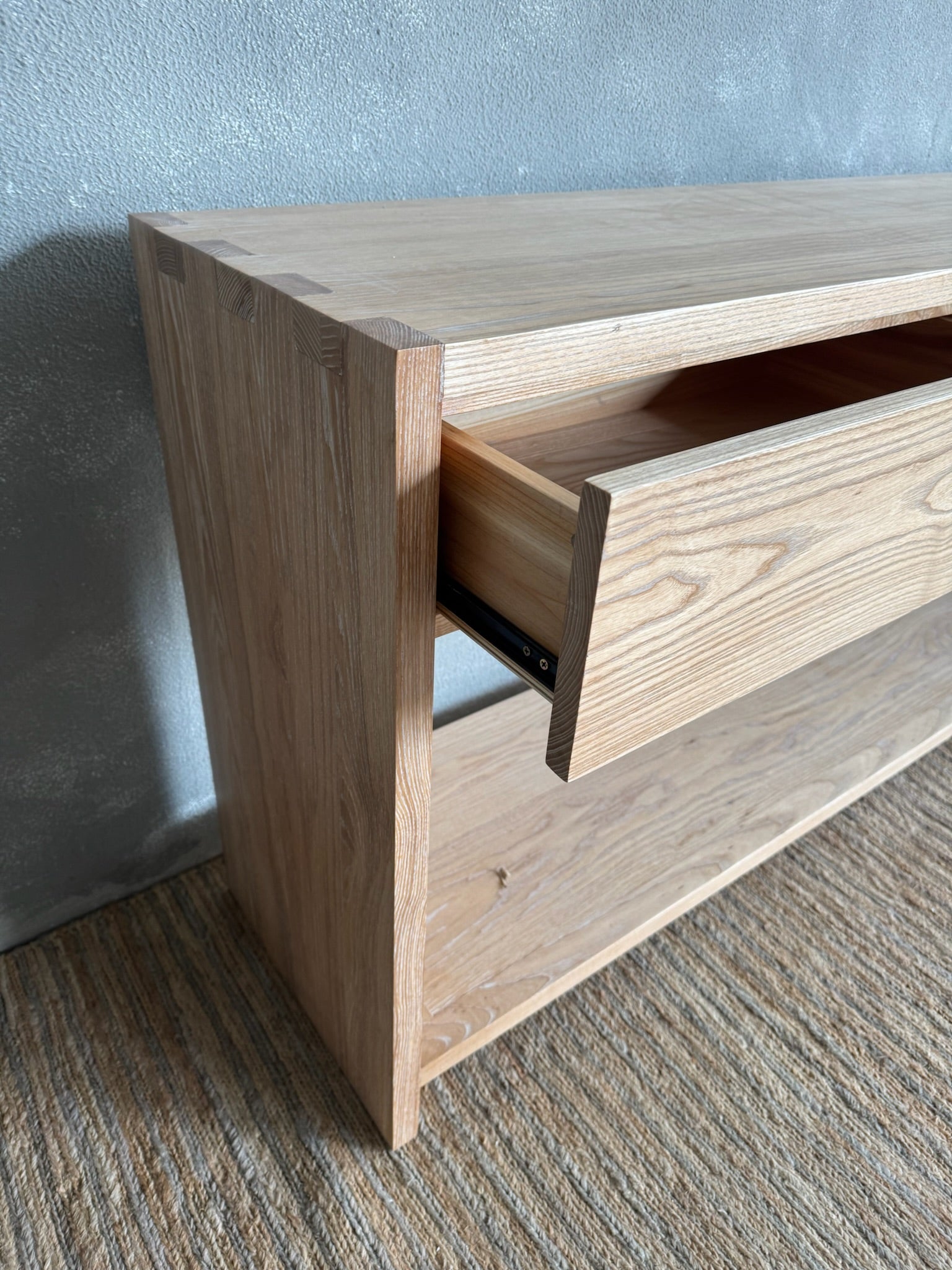Bronte Console L2000mm - Limed Ash