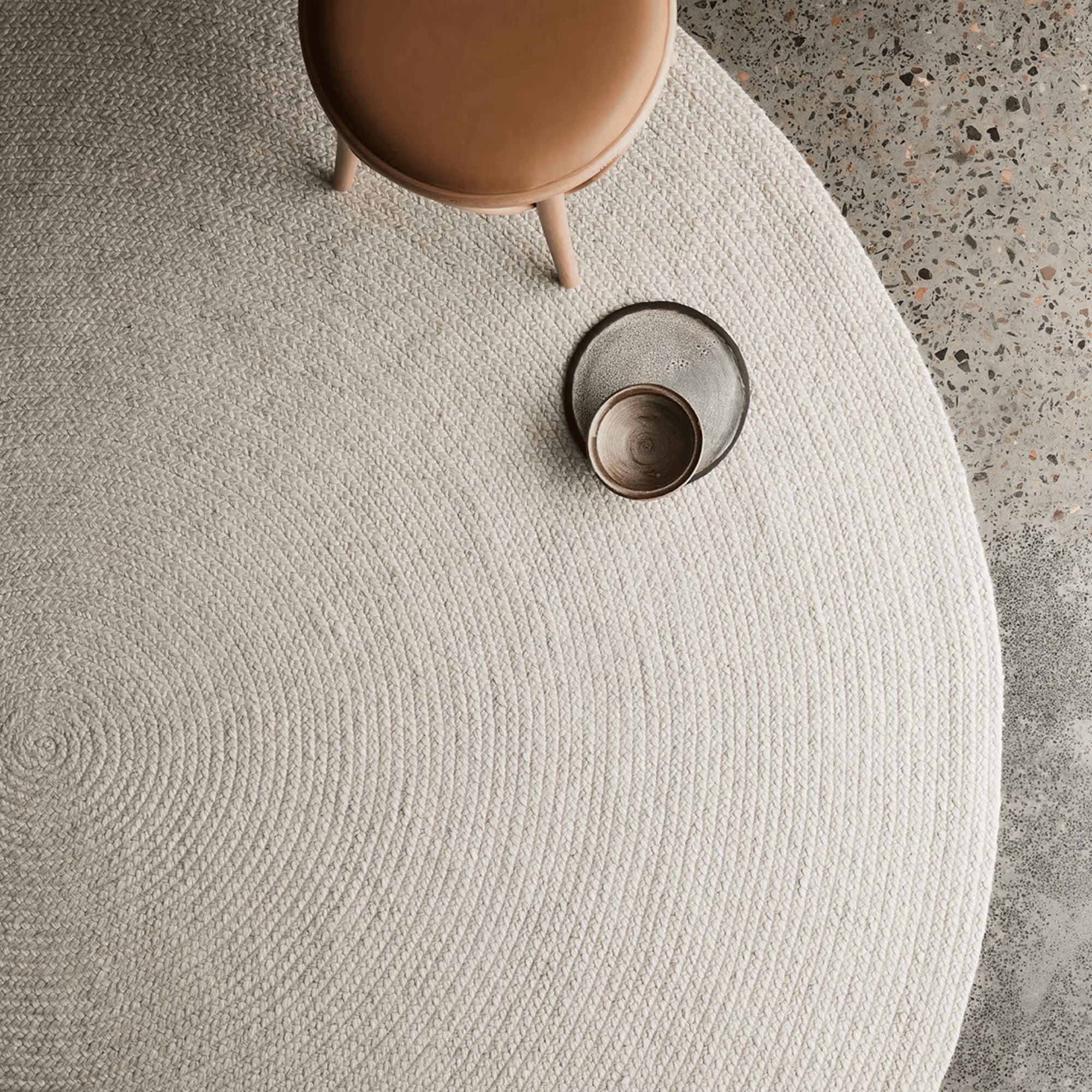 BRAID Rugs Armadillo Chalk - Armadillo 2.43m diam.