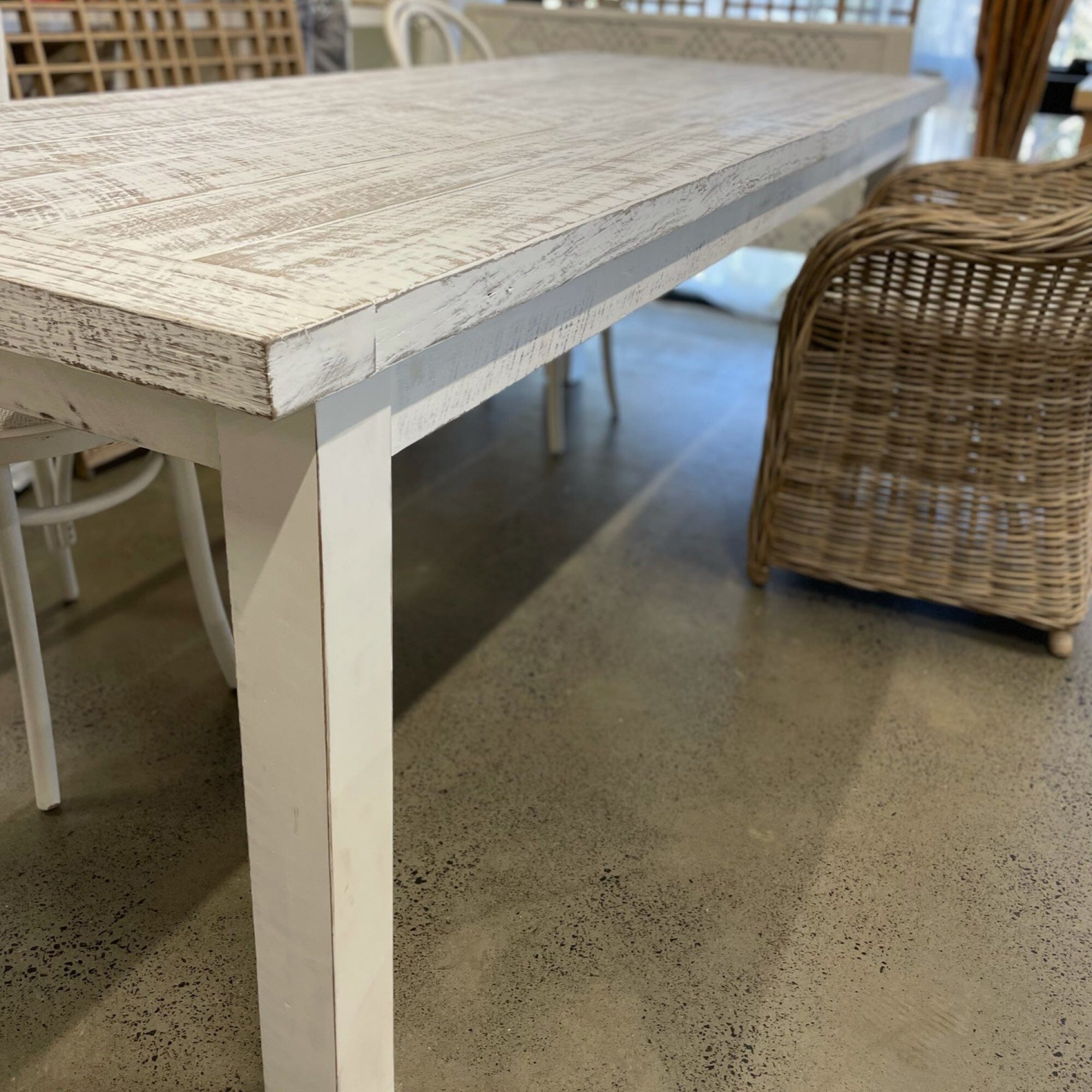 Custom Straight Leg Outdoor Table Outdoor Furniture Beachwood Designs Outdoor Hardwood - Whitewash (OD-HW-3)