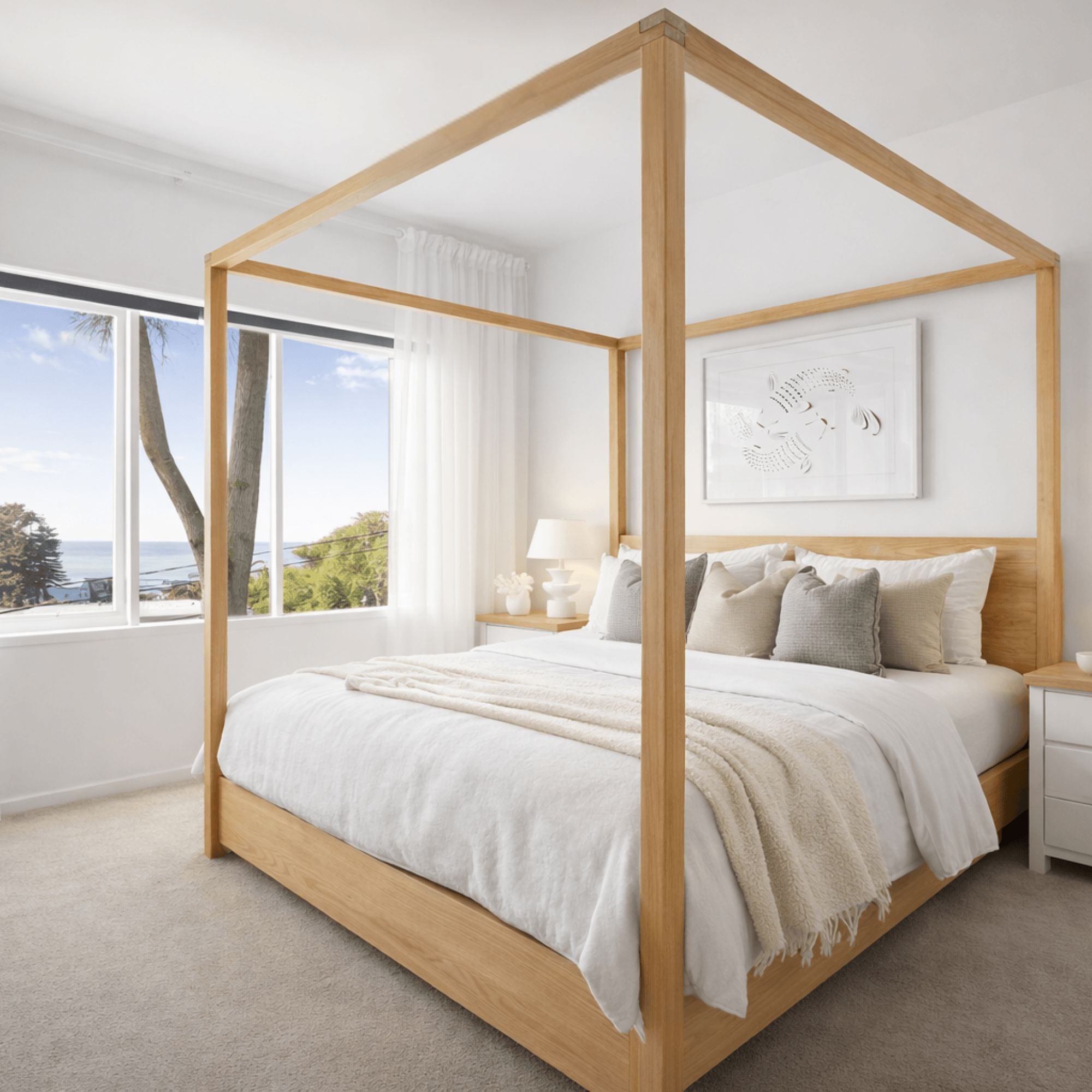 Four Poster Bed - Queen