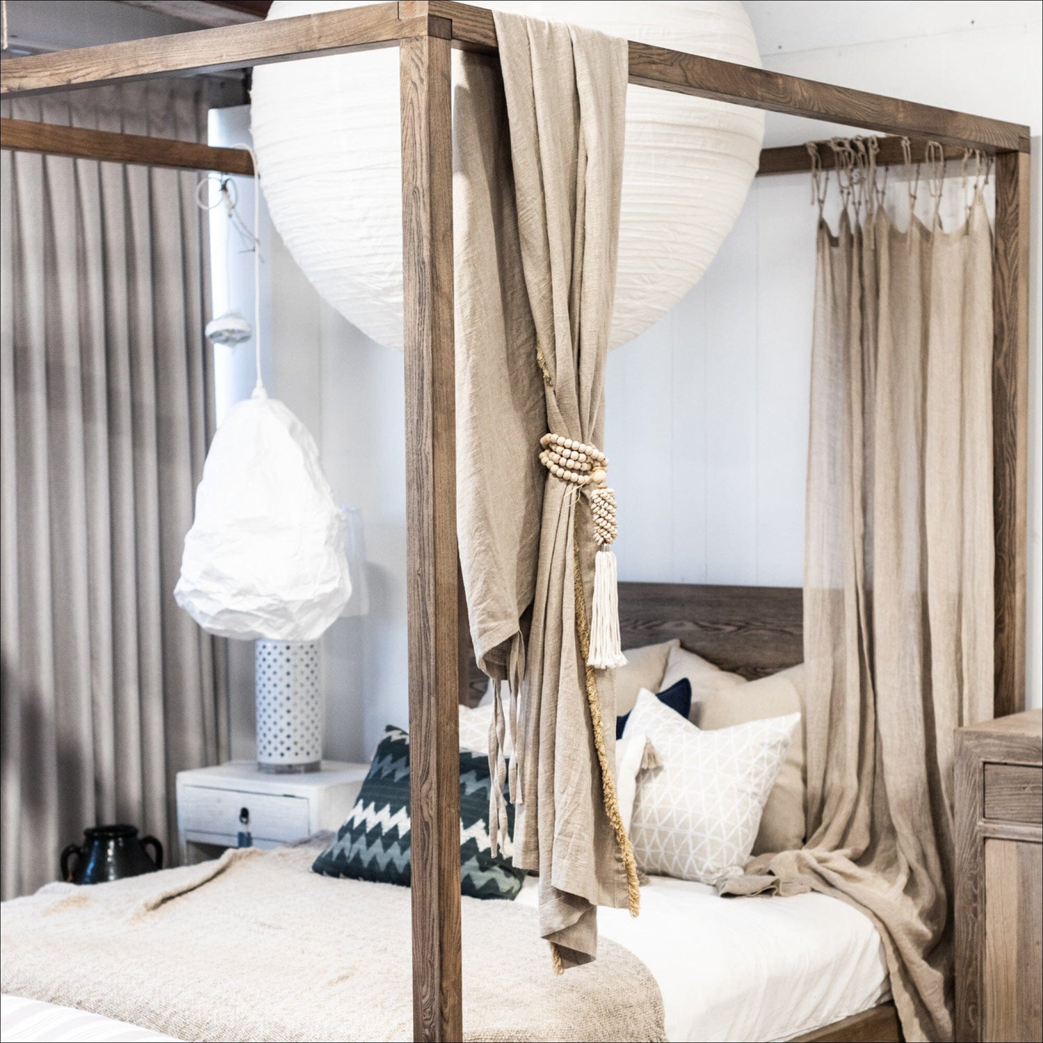 Four Poster Bed - Queen Bedroom Furniture Beachwood Designs 