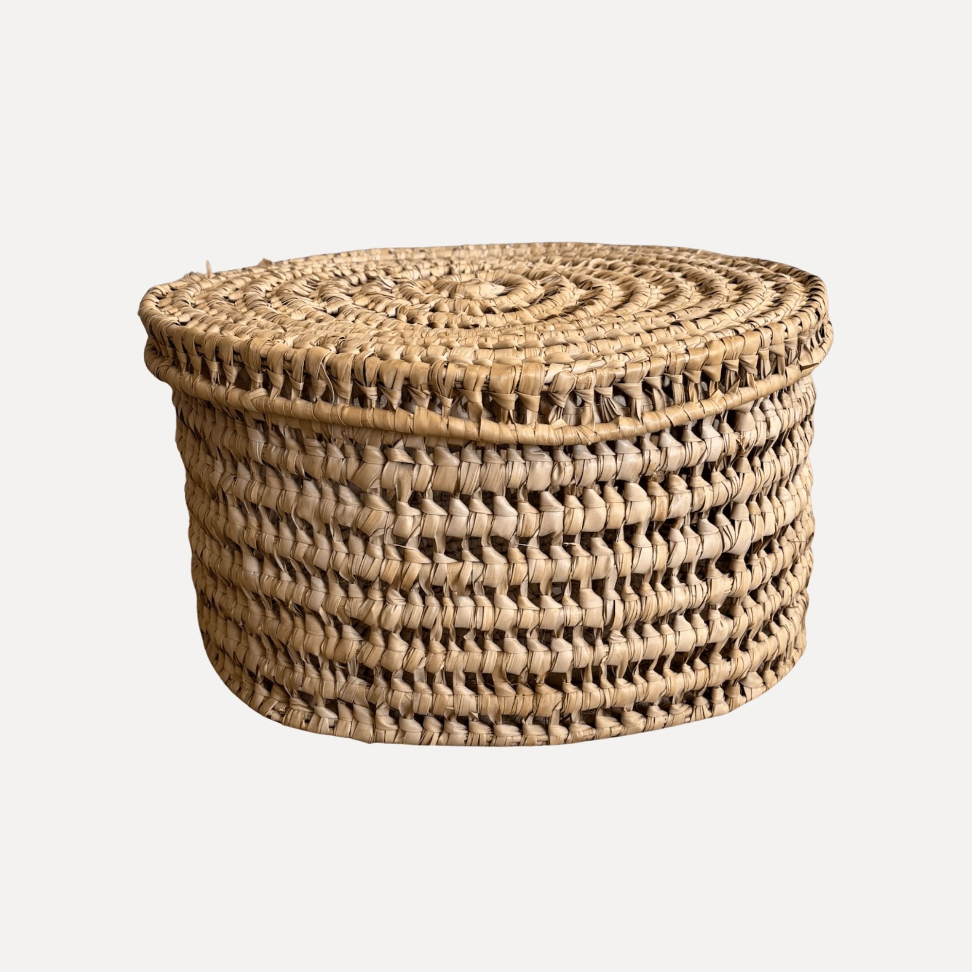 Oversized Hand-Woven Basket with Lid Beachwood Designs