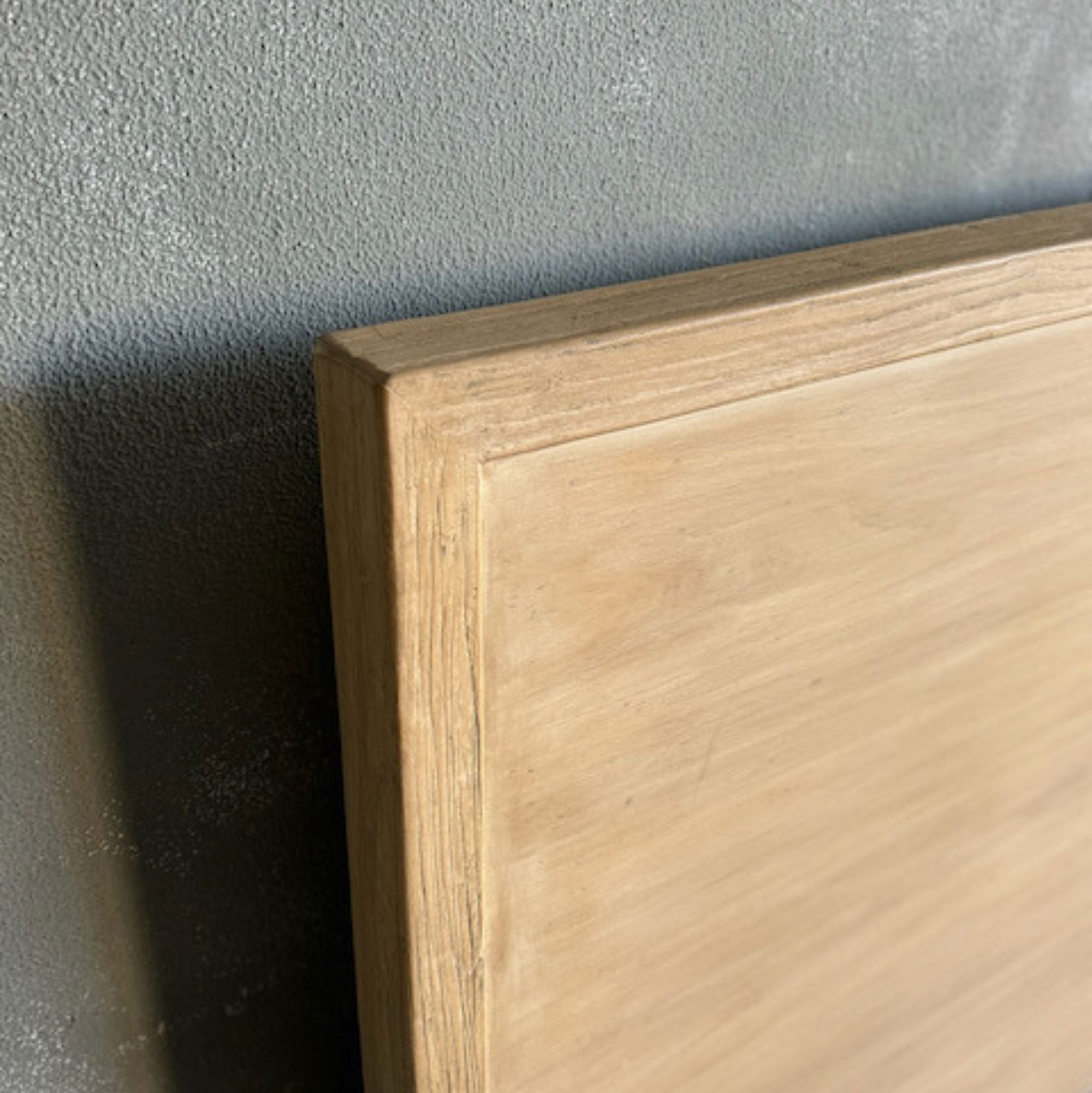 Reclaimed Elm Bed - Queen Bedroom Furniture Beachwood Designs