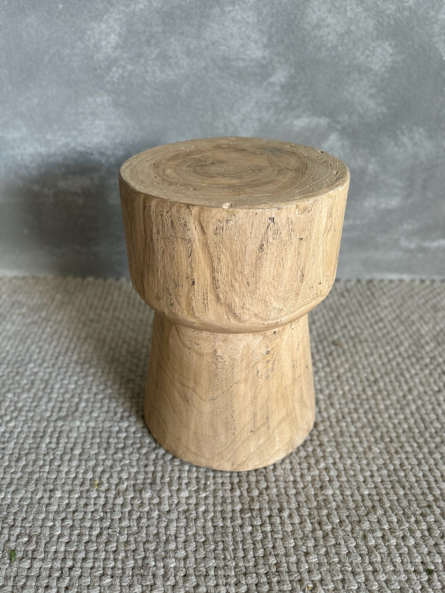 Round or Octagon Elm Stool Dining Furniture Beachwood Designs