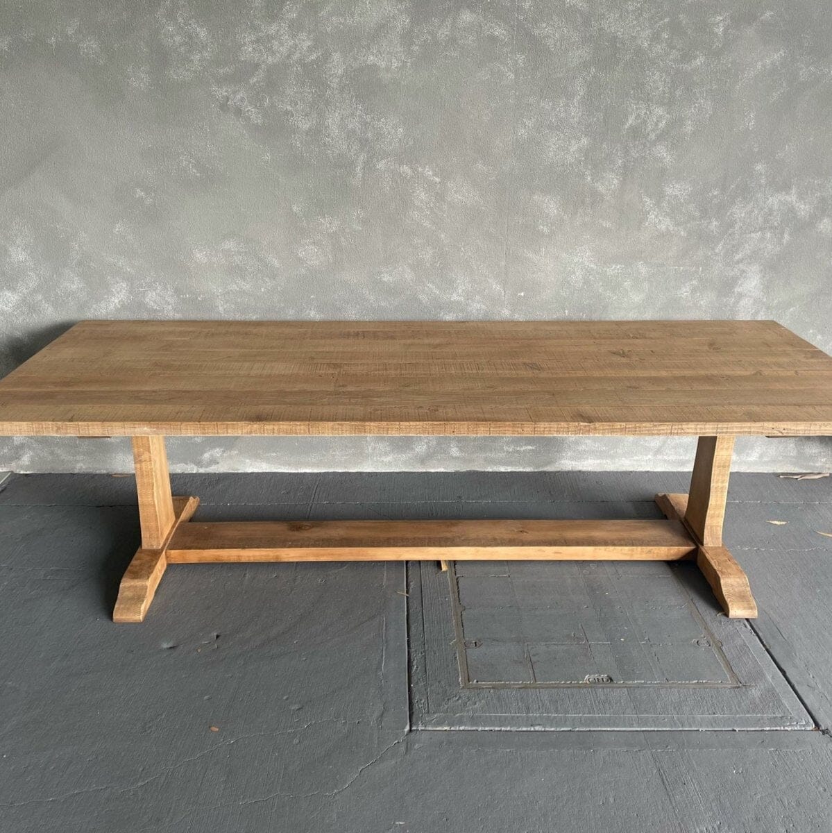 Beachwood Designs-The Custom Pedestal Dining Table