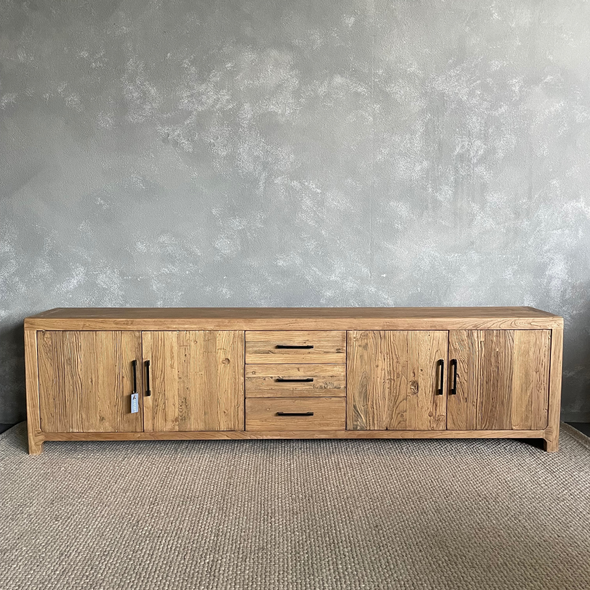 Elm Media Unit L2240mm