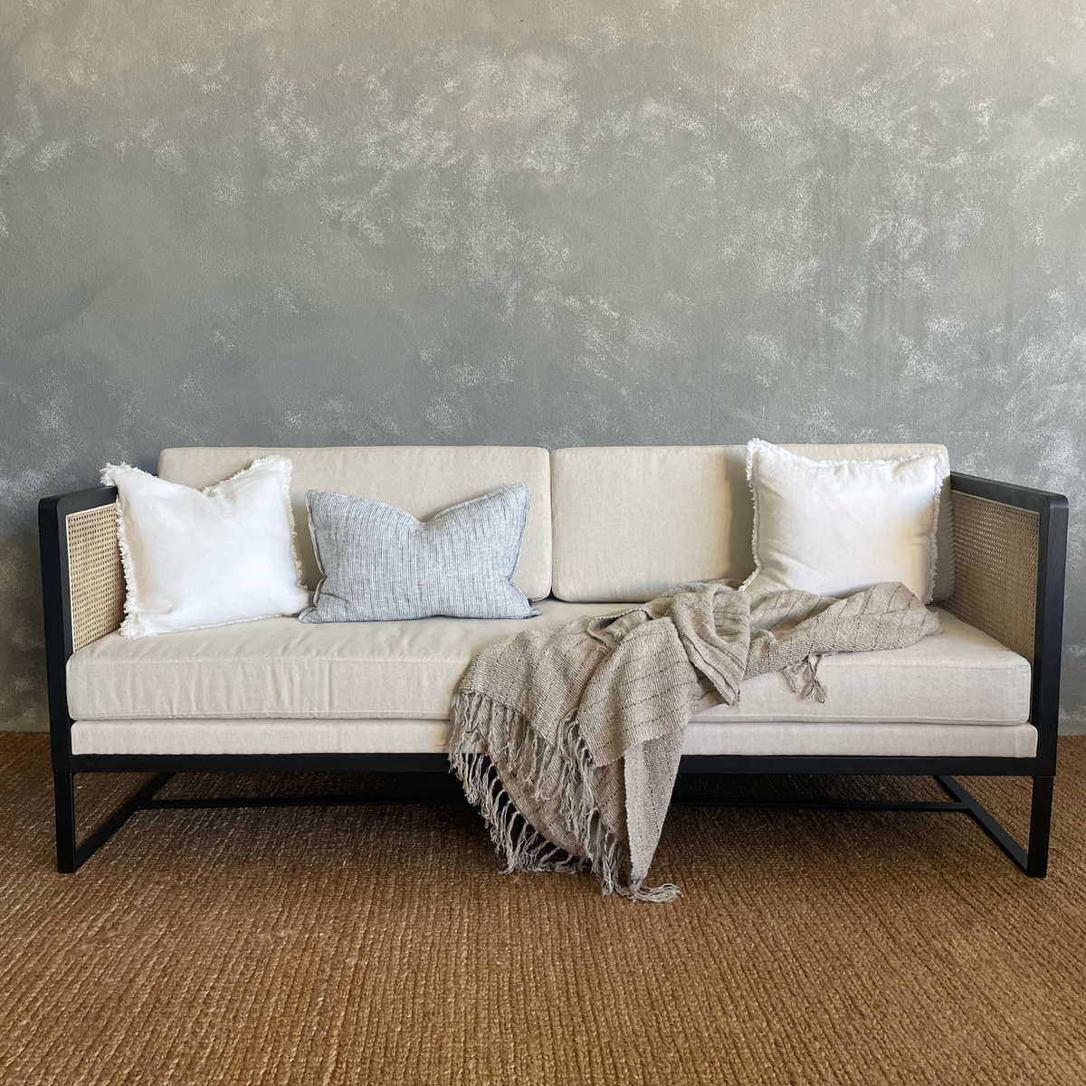 Black Manhattan Daybed
