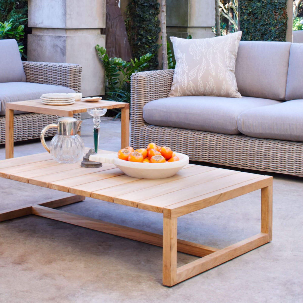 Claybourne Outdoor Sofa - 2.5 Seater
