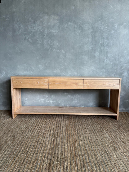 Bronte Console L2000mm - Limed Ash