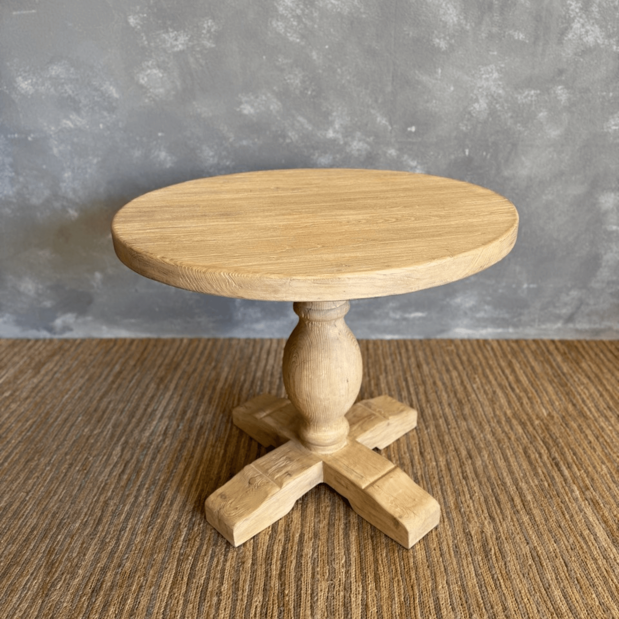 Round Elm Pedestal Dining Table D900mm - Natural