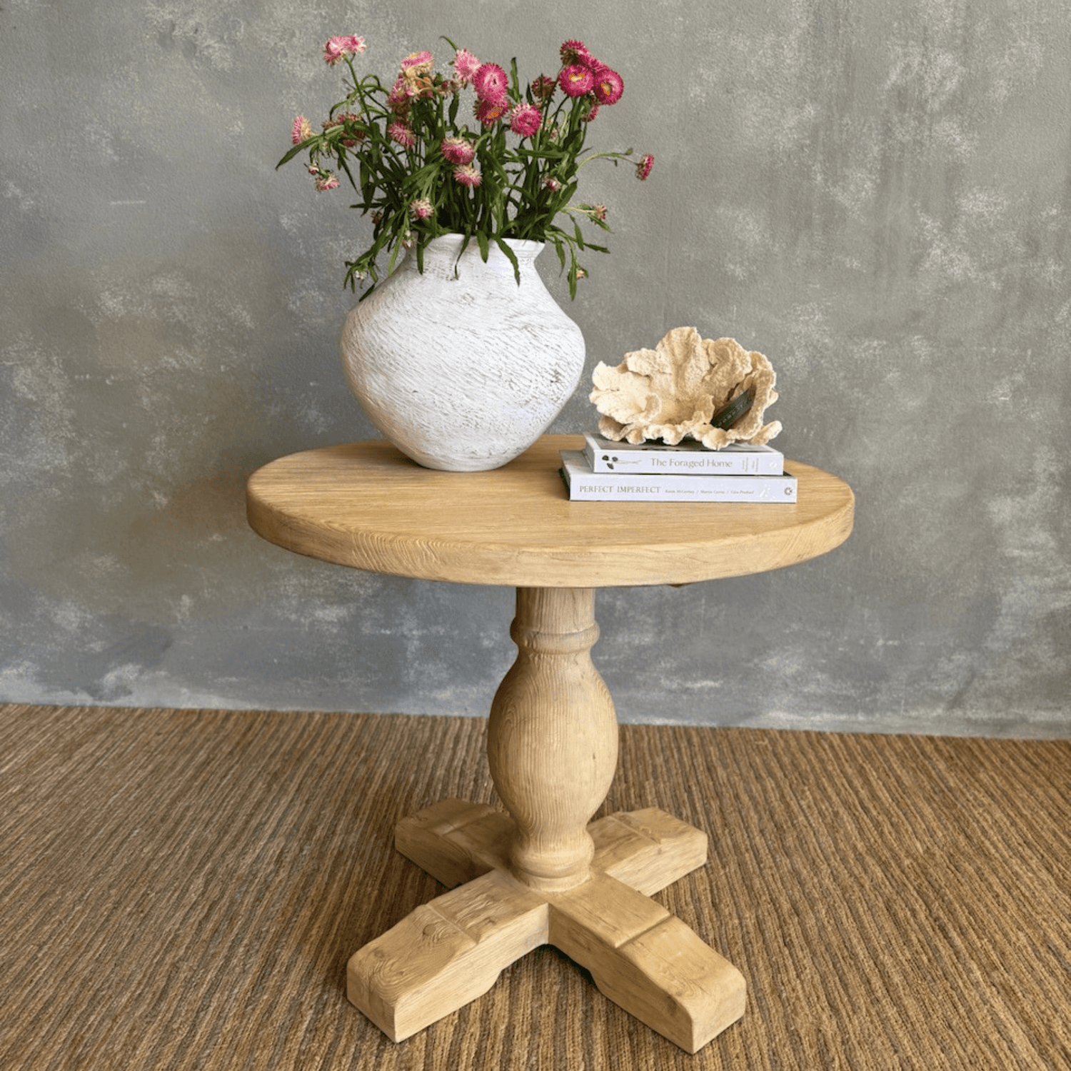 Round Elm Pedestal Dining Table D900mm - Natural