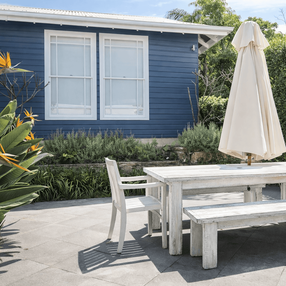 Rustic Outdoor Timber Setting L2100mm - Whitewash