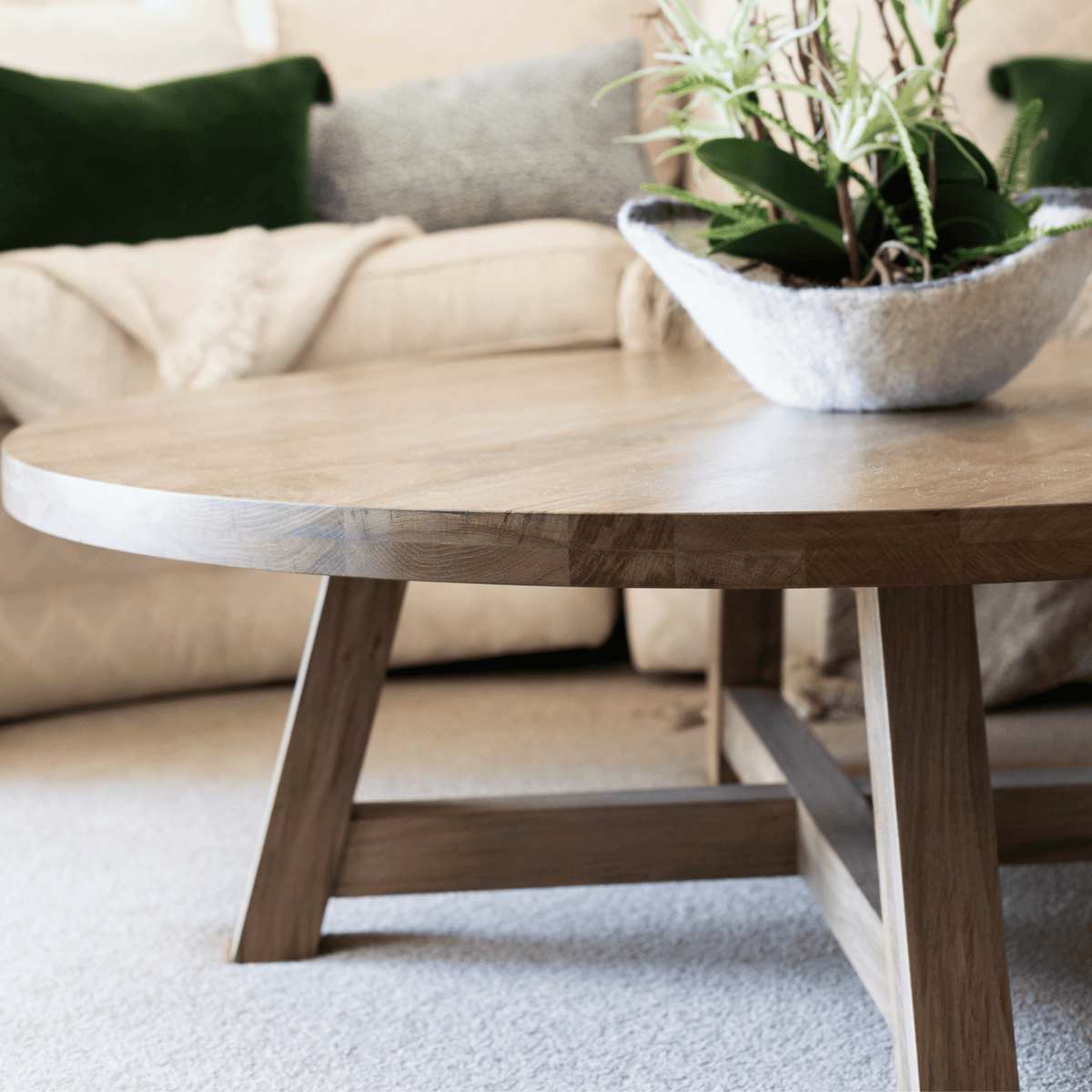 Bay Coffee Table - D850mm