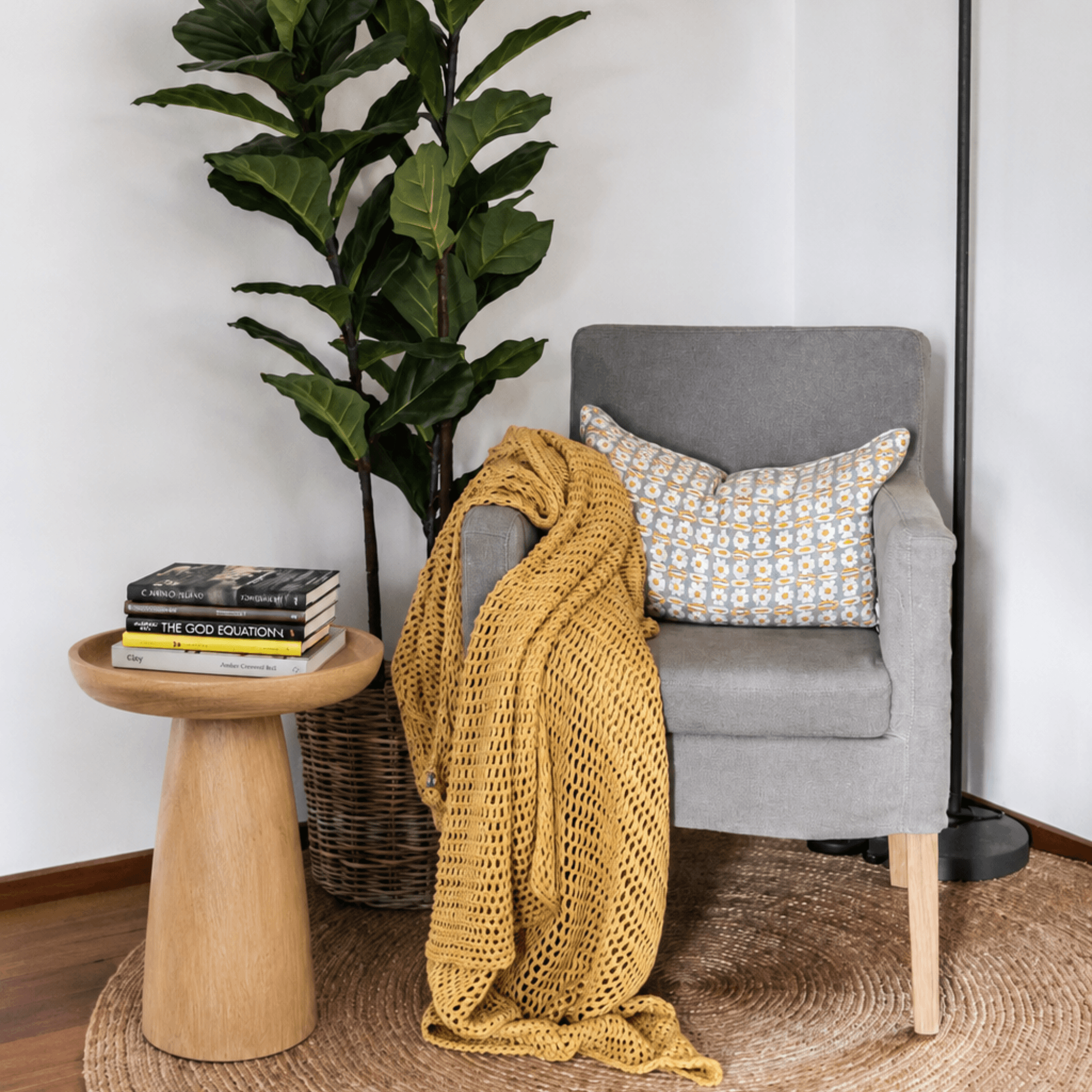 Freya Pedestal Side Table
