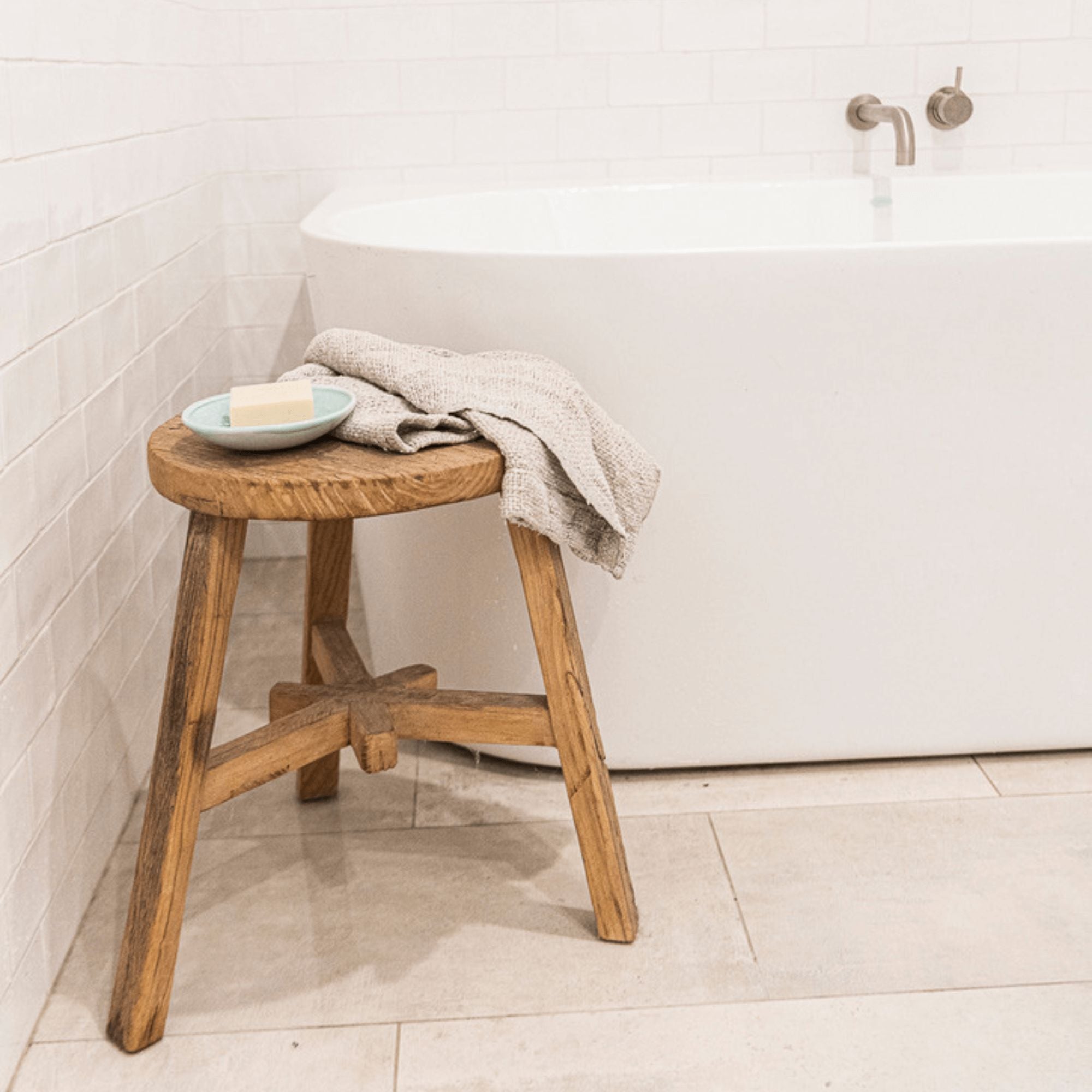 Avalon Round Stool Dining Furniture Beachwood Designs 