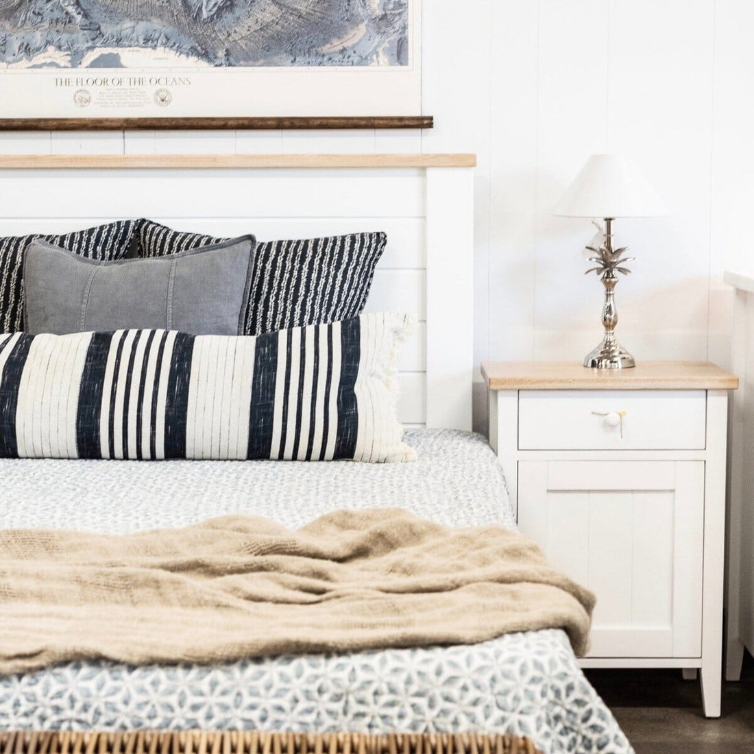 Beachwood Designs-Pacific Bedside 500L - 1 Dawer + Door