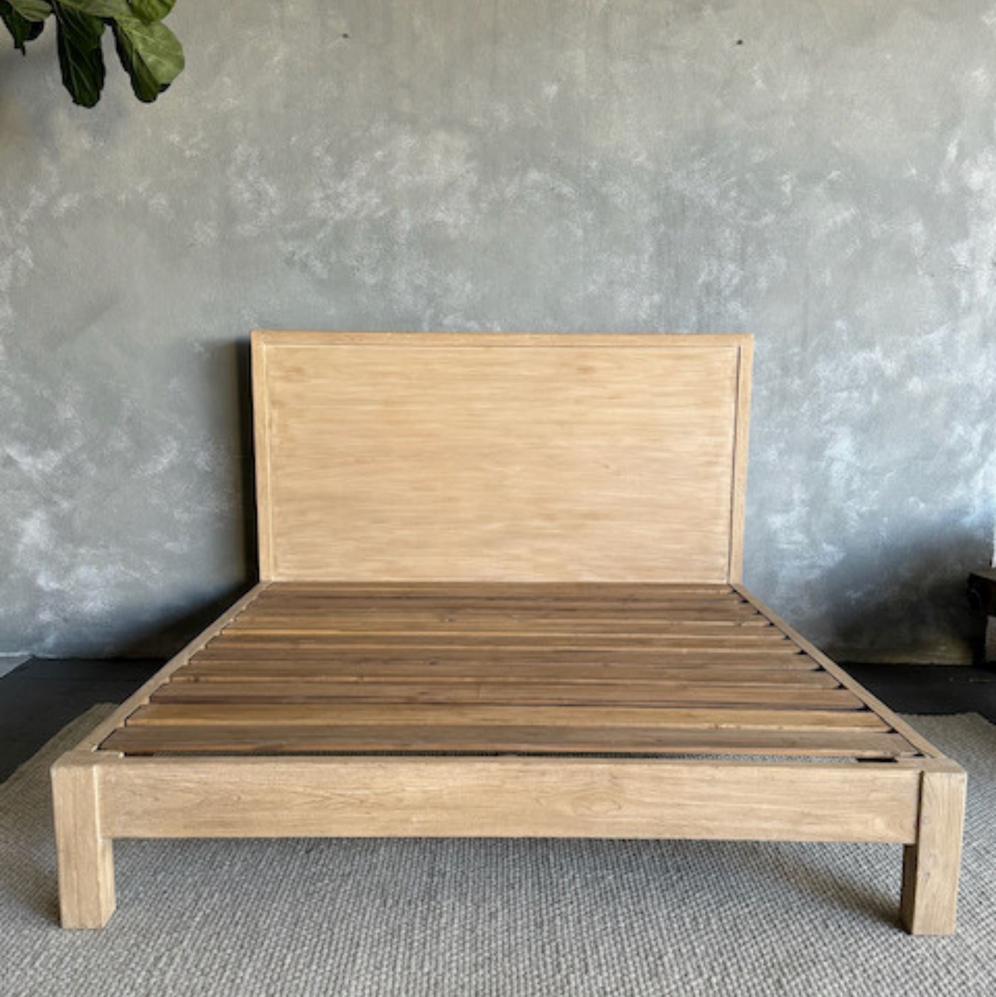 Reclaimed Elm Bed - Queen Bedroom Furniture Beachwood Designs 