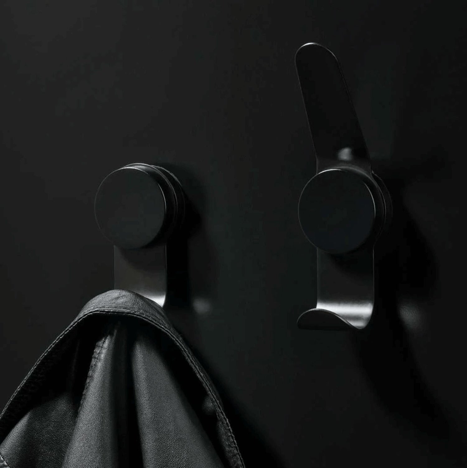 Zone Denmark Solo Suction Puck Hook Black Homewares Beachwood Designs